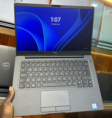 Dell Latitude 7400